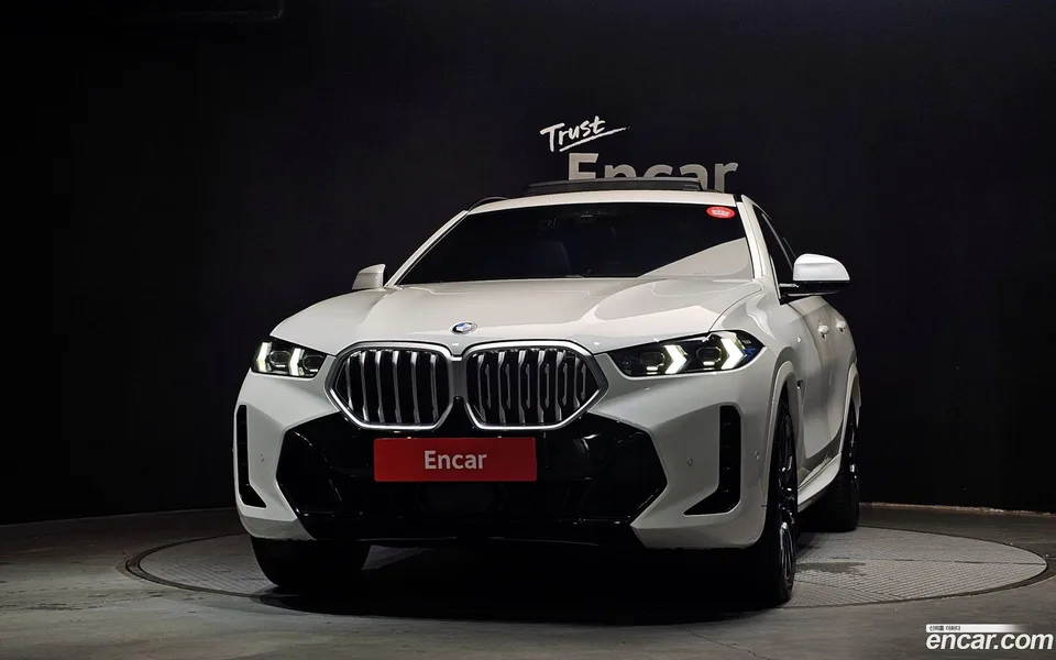 BMW X6 xDrive40i M 2023 — thumbnail 3