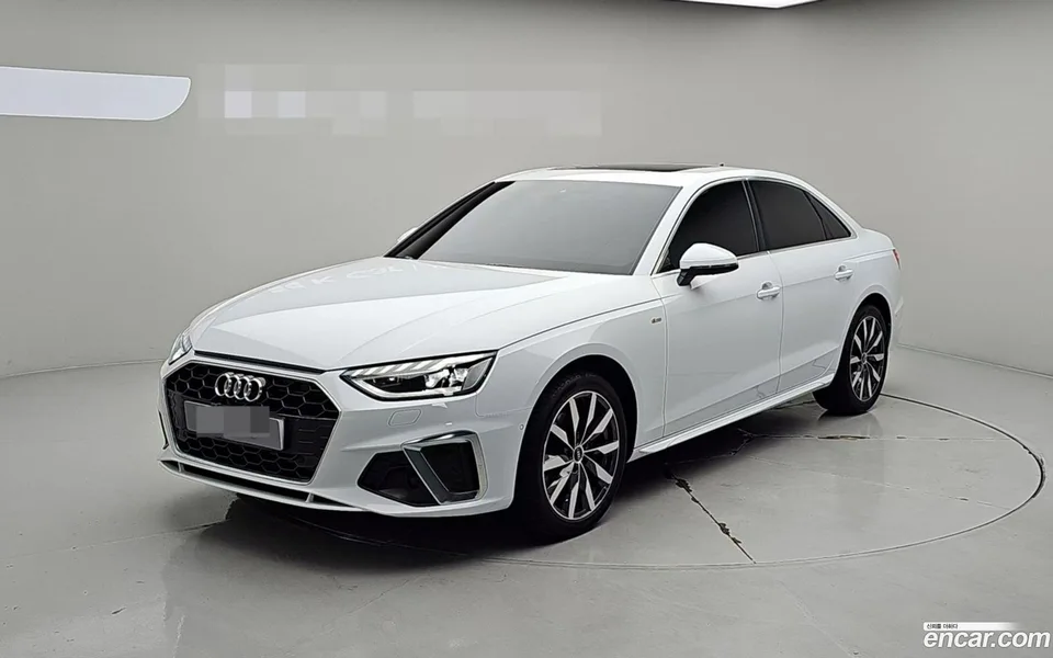 Audi A4 40 TFSI 2023 — photo 1, buy with delivery to Moscow