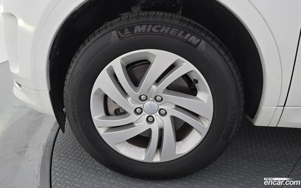 Land Rover Discovery Sport P250 S 2024 — thumbnail 2