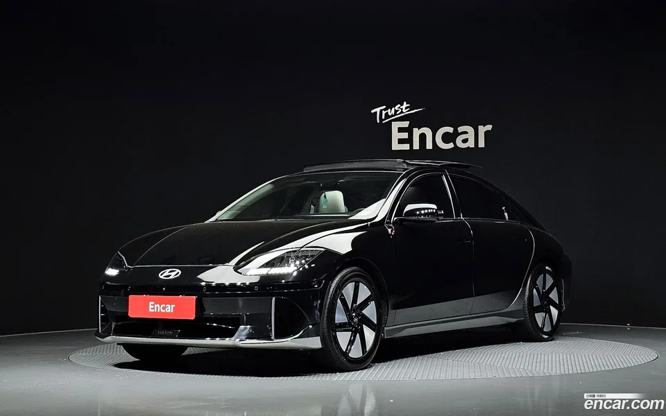 Hyundai Ioniq 6 AWD 2023 — photo 1, buy with delivery to Moscow