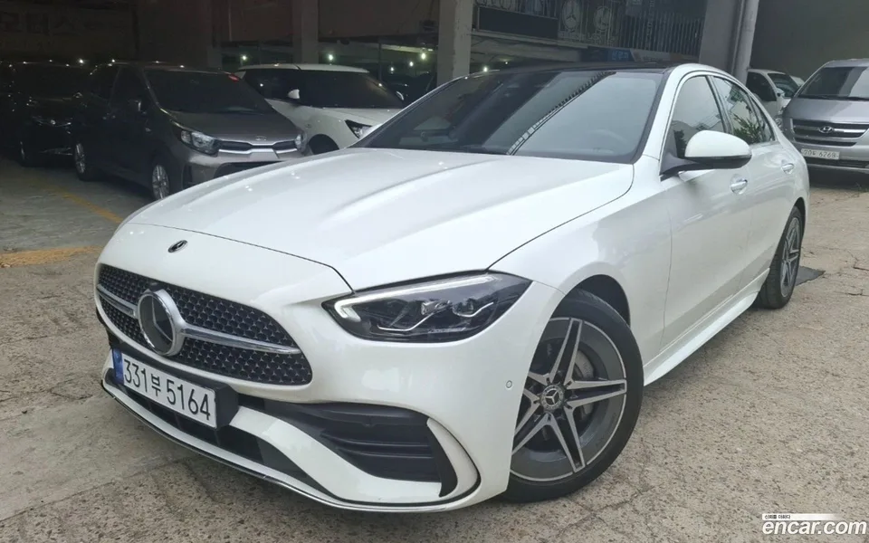 Mercedes-Benz C-Class 2025