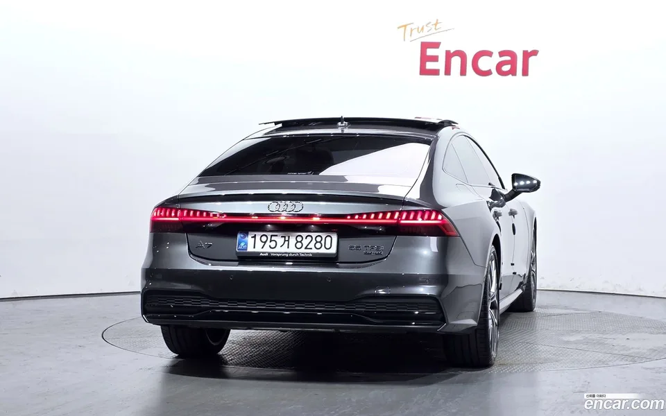 Audi A7 (4K) 55 TFSI 2025 — thumbnail 4