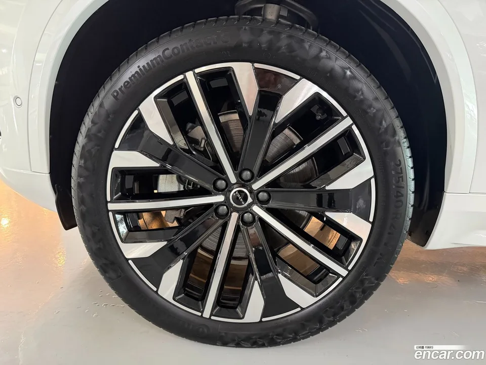 Volvo XC90 B6 2026 — thumbnail 2