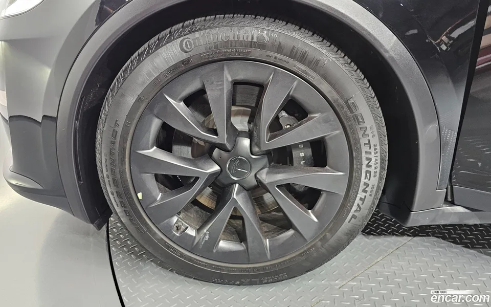 Tesla Model X AWD 2024 — thumbnail 5