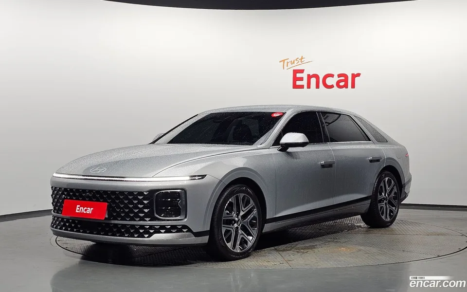 Hyundai Grandeur Hybrid 2025 — photo 1, buy with delivery to Moscow