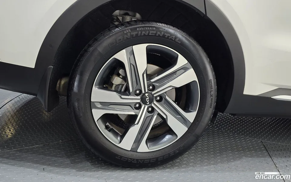 Kia Sorento HEV 1.6 2WD 2023 — миниатюра 2
