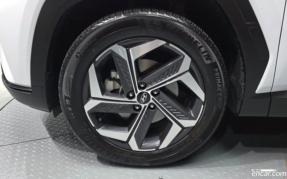 Hyundai Tucson 1.6 2WD 2023 — thumbnail 2
