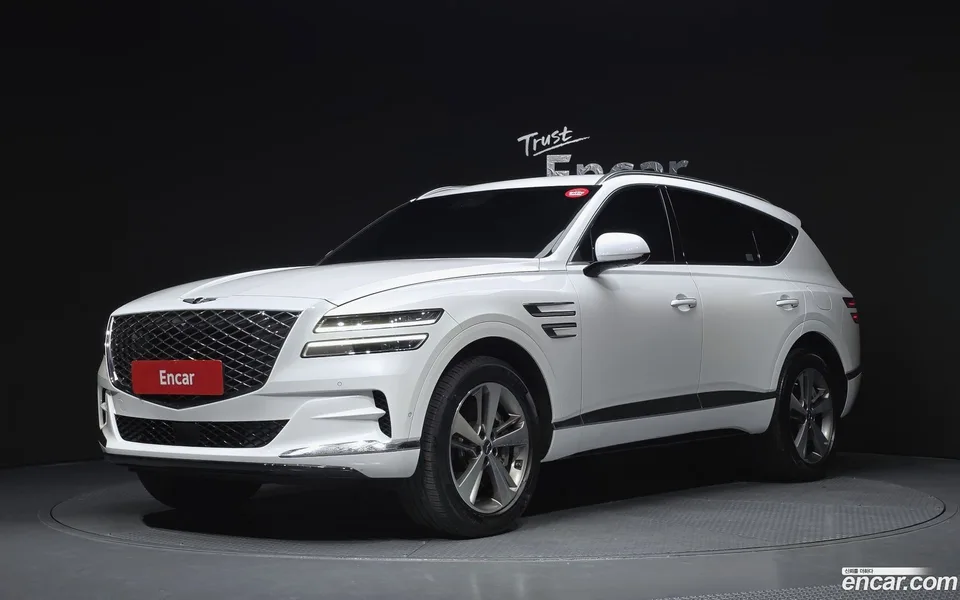 Genesis GV80 2.5T AWD 2023 — photo 1, buy with delivery to Moscow