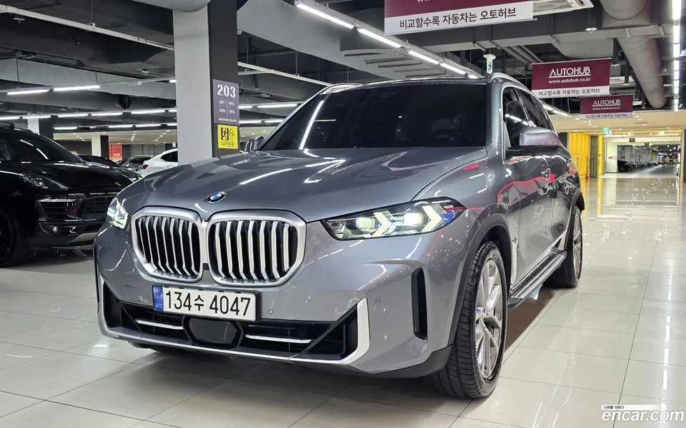 BMW X5 xDrive 30d xLine 2023 — thumbnail 3