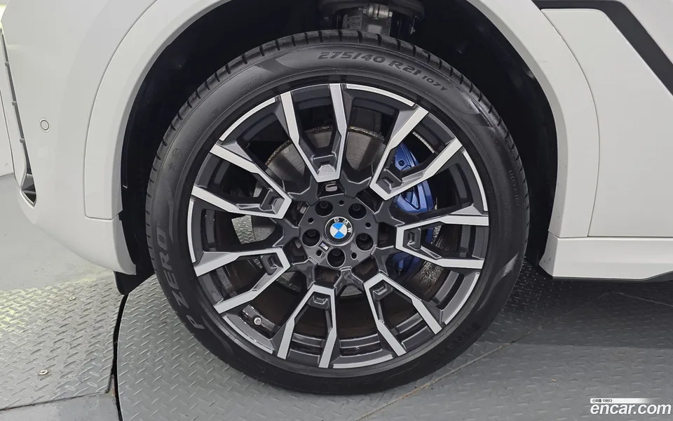 BMW X6 xDrive40i M 2024 — thumbnail 5