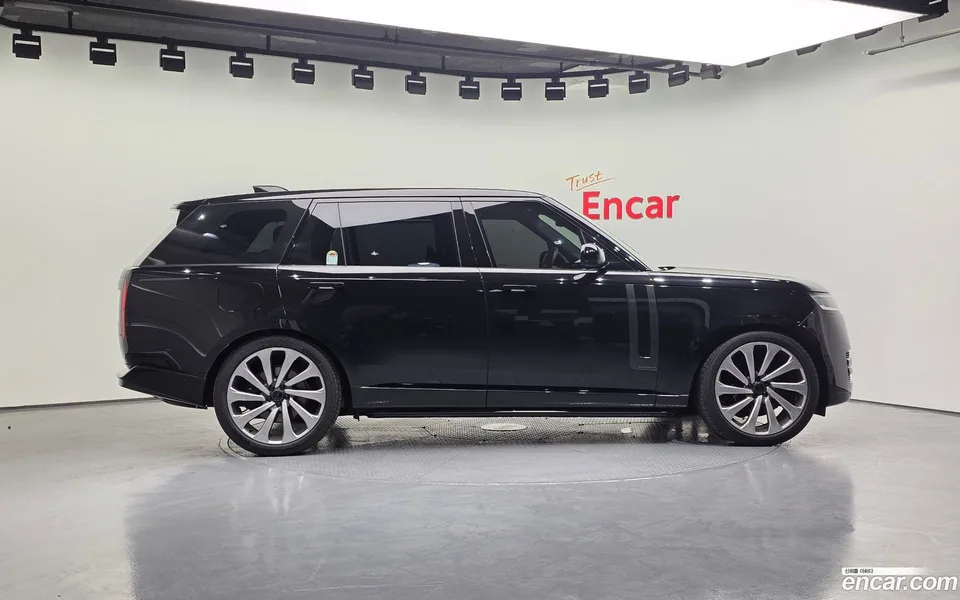 Land Rover Range Rover P530 AB LWB 2026 — thumbnail 5