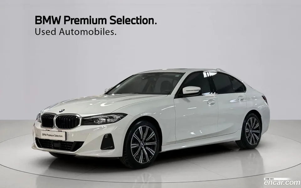 BMW 3 Series 320i 2025 — photo 1, buy with delivery to Moscow