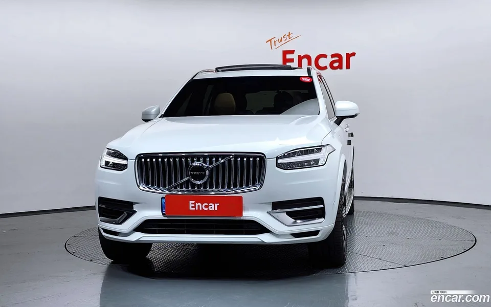 Volvo XC90 T8 2022 — thumbnail 3