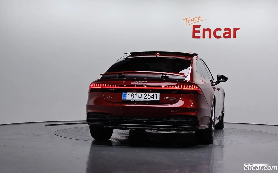 Audi A7 (4K) 55 TFSI 2025 — thumbnail 4