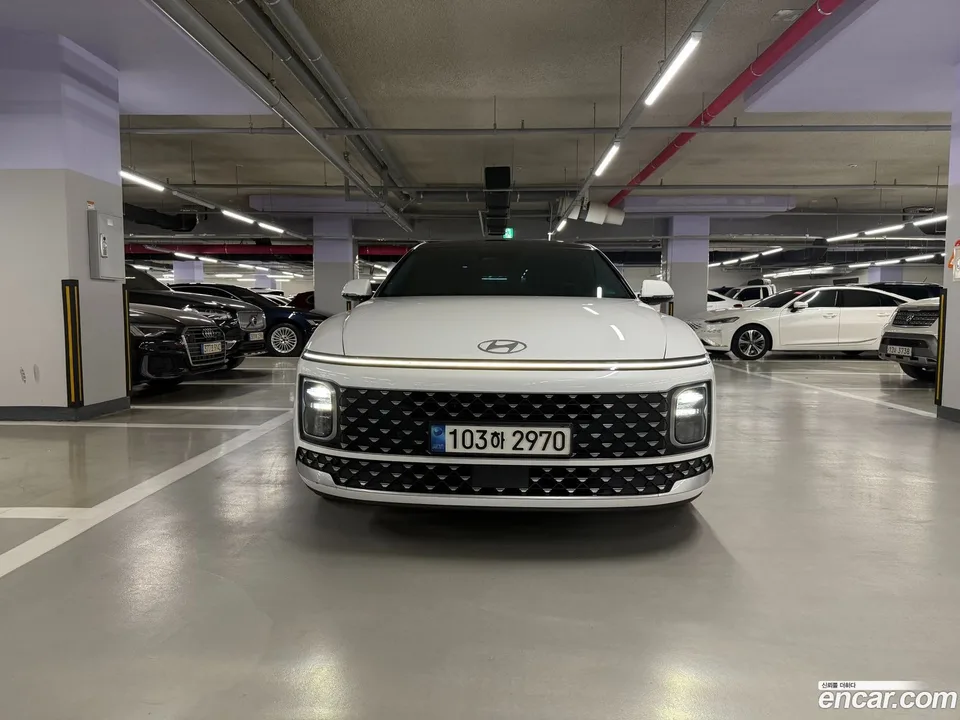 Hyundai Grandeur Hybrid 2023 — thumbnail 3
