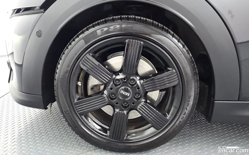 MINI Cooper S Convertible 2023 — thumbnail 2