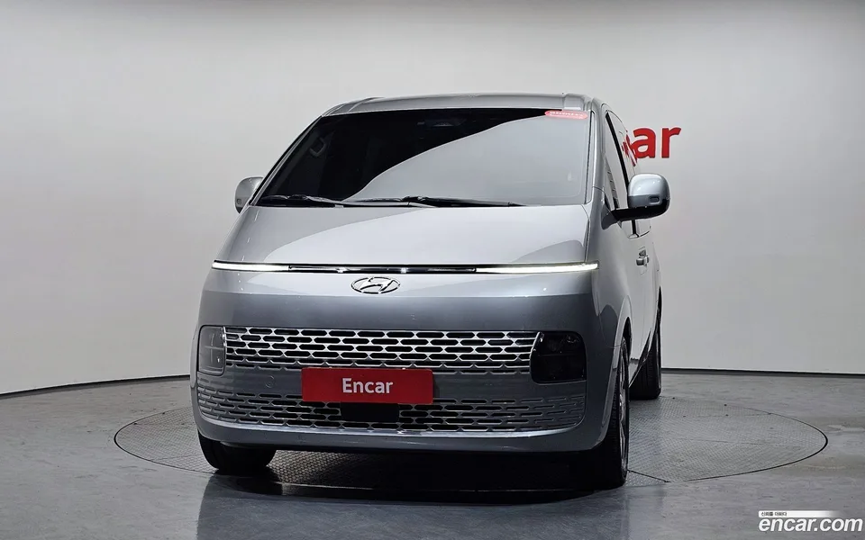 Hyundai Staria 11 2022 — thumbnail 3