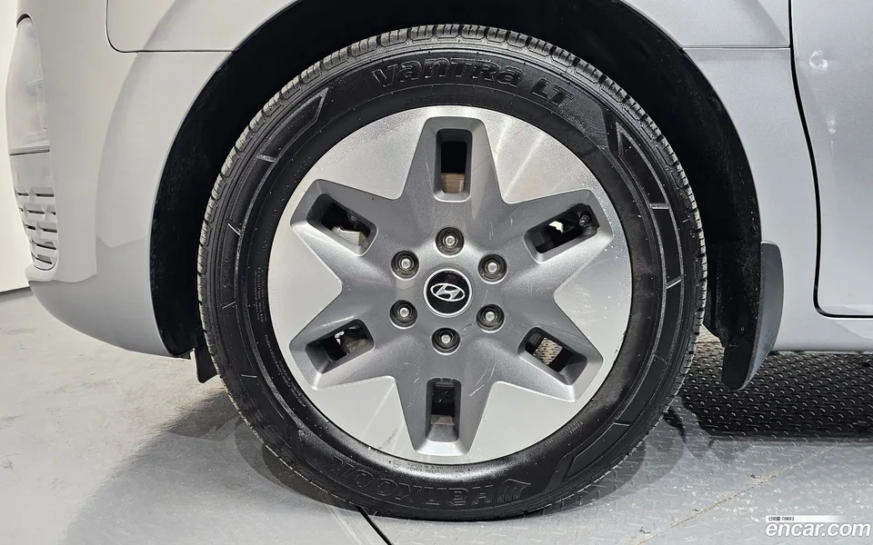 Hyundai Staria 11 2022 — thumbnail 5