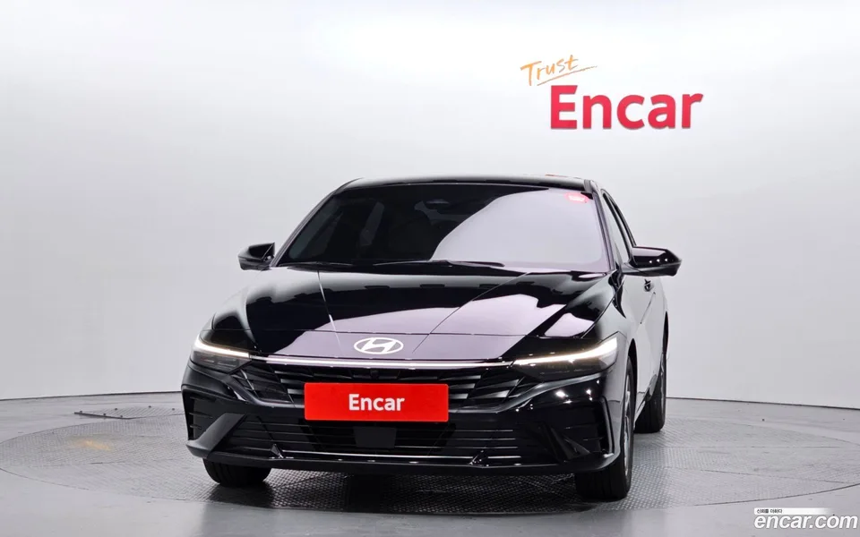 Hyundai Avante CN7 1.6 2025 — thumbnail 3