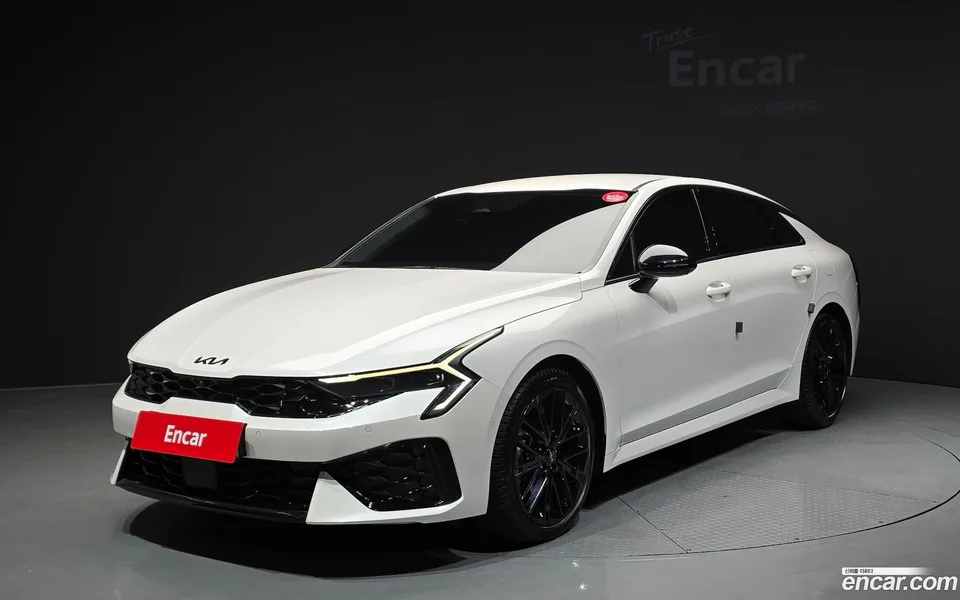 Kia K5 1.6 2025 — photo 1, buy with delivery to Moscow