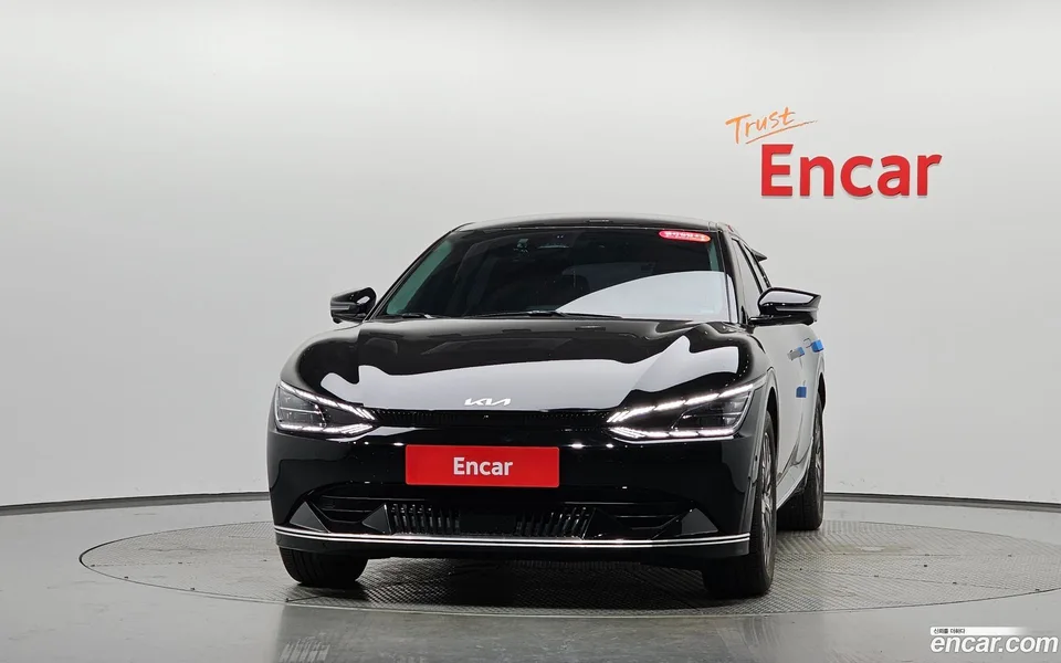 Kia EV6 2023 — thumbnail 3