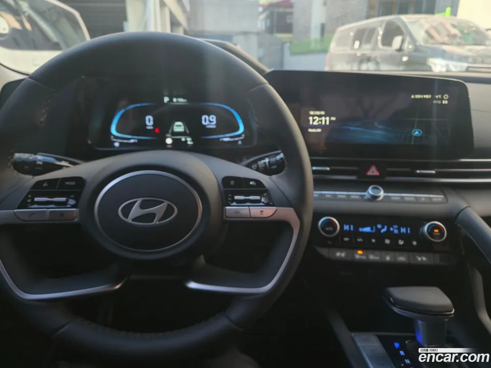 Hyundai Avante CN7 1.6 2026 — thumbnail 2