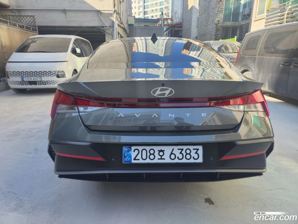 Hyundai Avante CN7 1.6 2026 — thumbnail 3