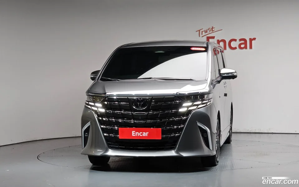 Toyota Alphard 2.5 HEV AWD 2024 — thumbnail 3