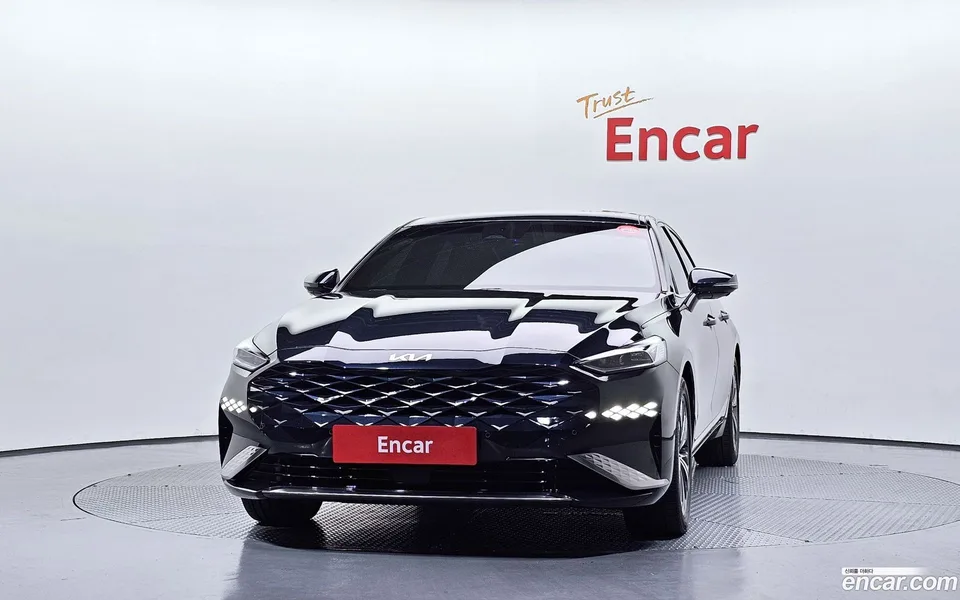 Kia K8 Hybrid 2023 — thumbnail 3