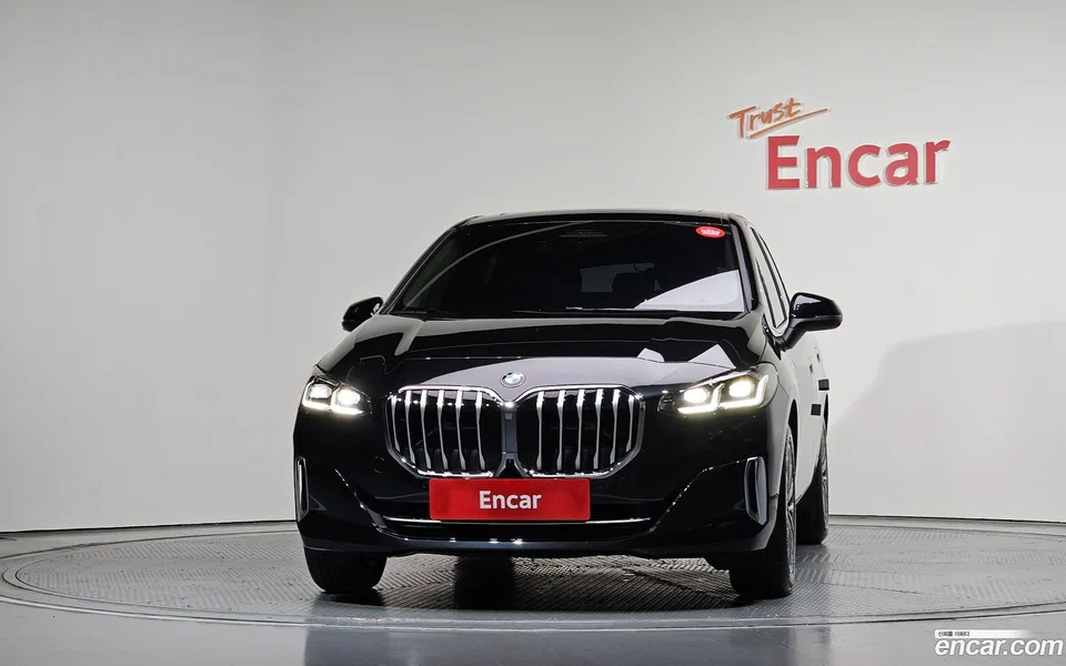 BMW 2 Series Active Tourer 218d 2025 — thumbnail 3