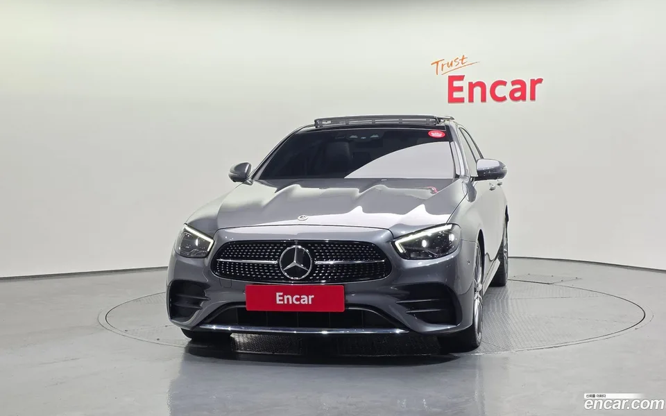 Mercedes-Benz E-Class E350 4MATIC AMG Line 2022 — thumbnail 3