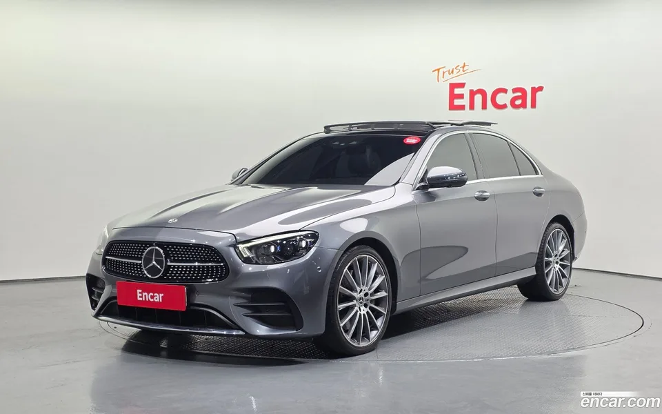 Mercedes-Benz E-Class E350 4MATIC AMG Line 2022 — photo 1, buy with delivery to Moscow