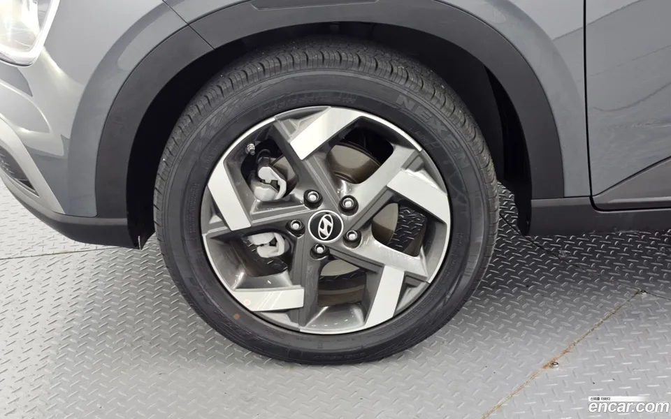 Hyundai Venue 1.6 2025 — thumbnail 2