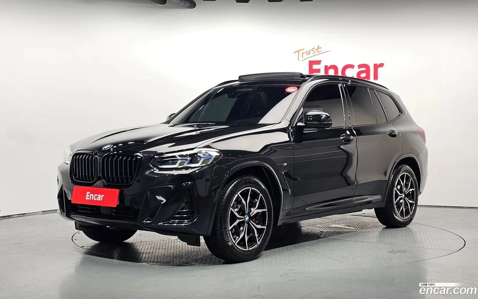 BMW X3 xDrive 20i M 2022 — photo 1, buy with delivery to Moscow