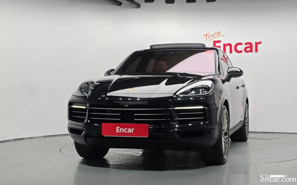 Porsche Cayenne 3.0 2023 — thumbnail 3