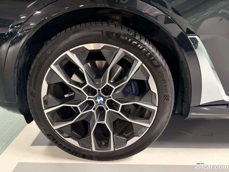 BMW X7 xDrive 40d M 6 2024 — thumbnail 5