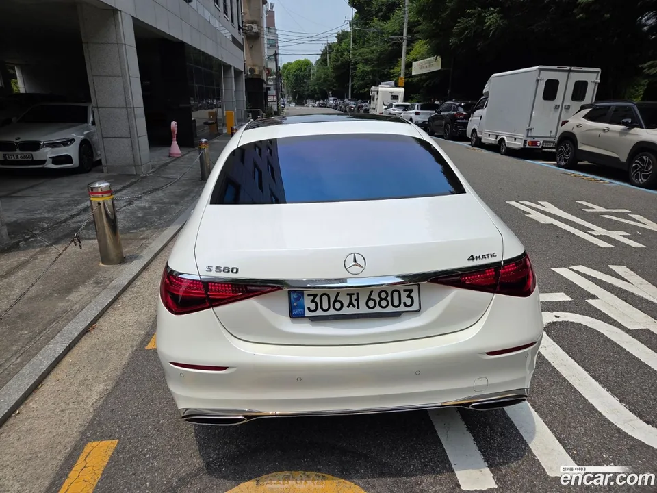 Mercedes-Benz S-Class S580L 4MATIC 2023 — thumbnail 2