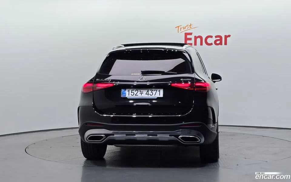 Mercedes-Benz GLC-Class GLC300 4MATIC AMG Line 2025 — thumbnail 4