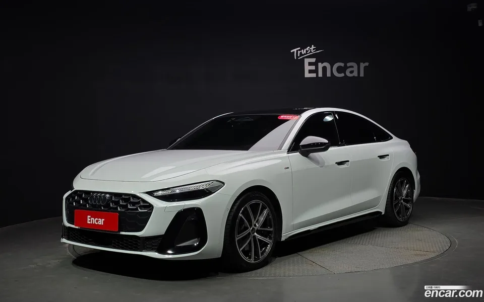 Audi A5 45 TFSI S Line 2025 — photo 1, buy with delivery to Moscow