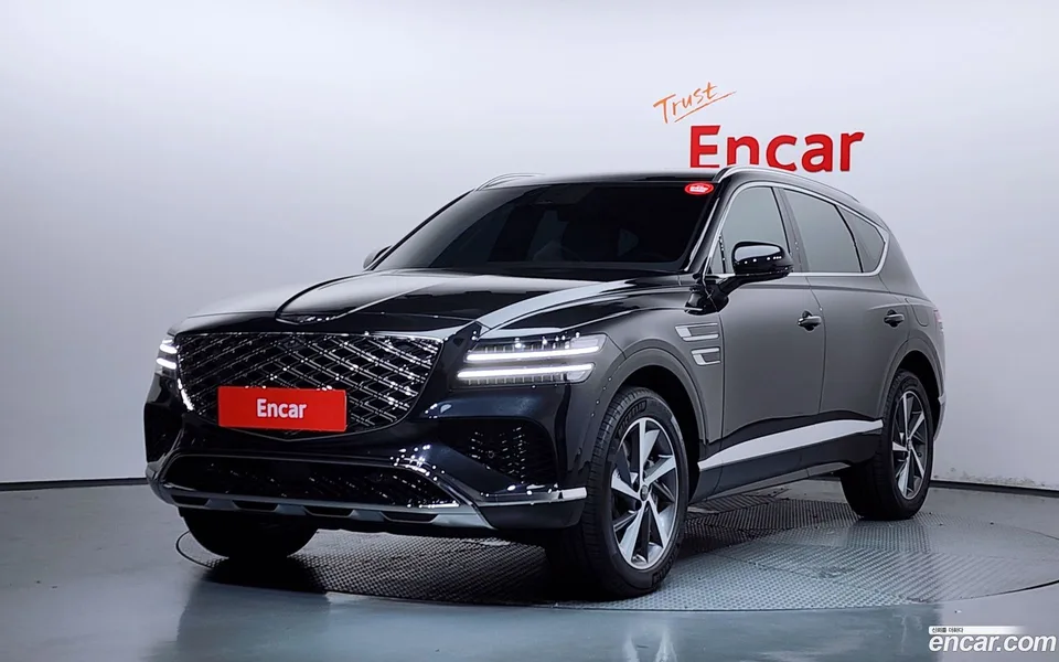 Genesis GV80 2.5T AWD 2025 — photo 1, buy with delivery to Moscow