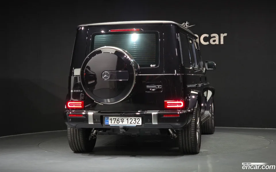 Mercedes-Benz G-Class G450d 2025 — thumbnail 4