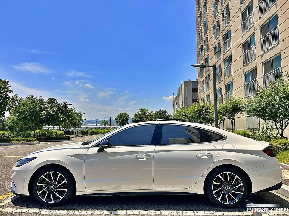 Hyundai Sonata 1.6 2022 — thumbnail 4