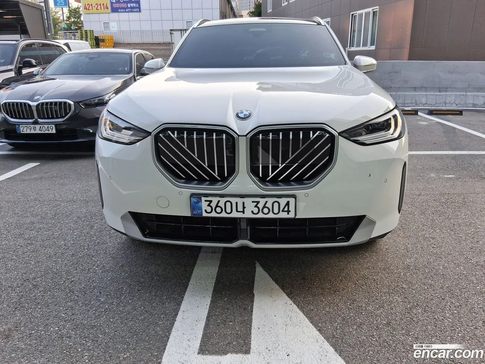 BMW X3 xDrive 20 2025 — photo 1, buy with delivery to Moscow