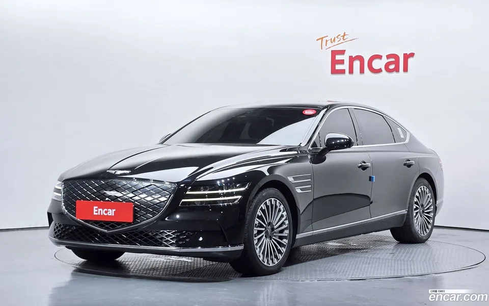 Genesis Electrified G80 e-AWD 2023 — фото 1, купить с доставкой в Москву