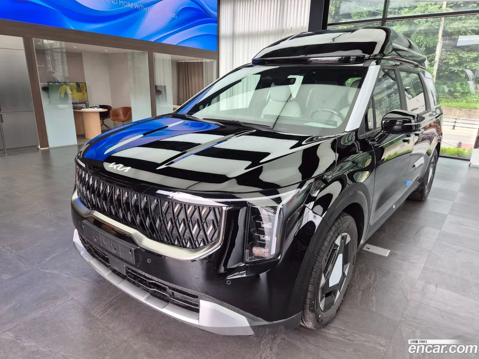 Kia Carnival HEV 9 2026 — photo 1, buy with delivery to Moscow