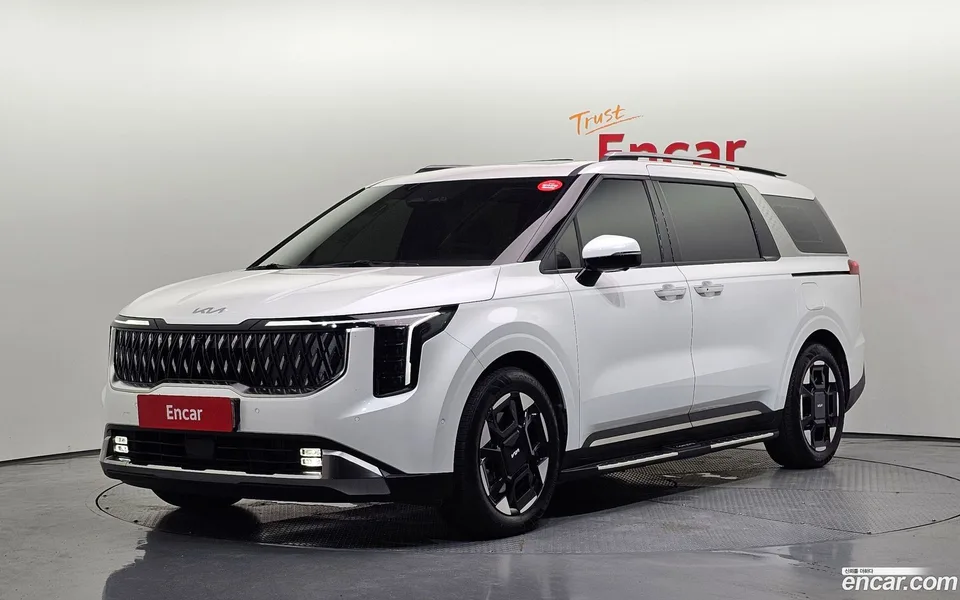 Kia Carnival 9 2025 — photo 1, buy with delivery to Moscow