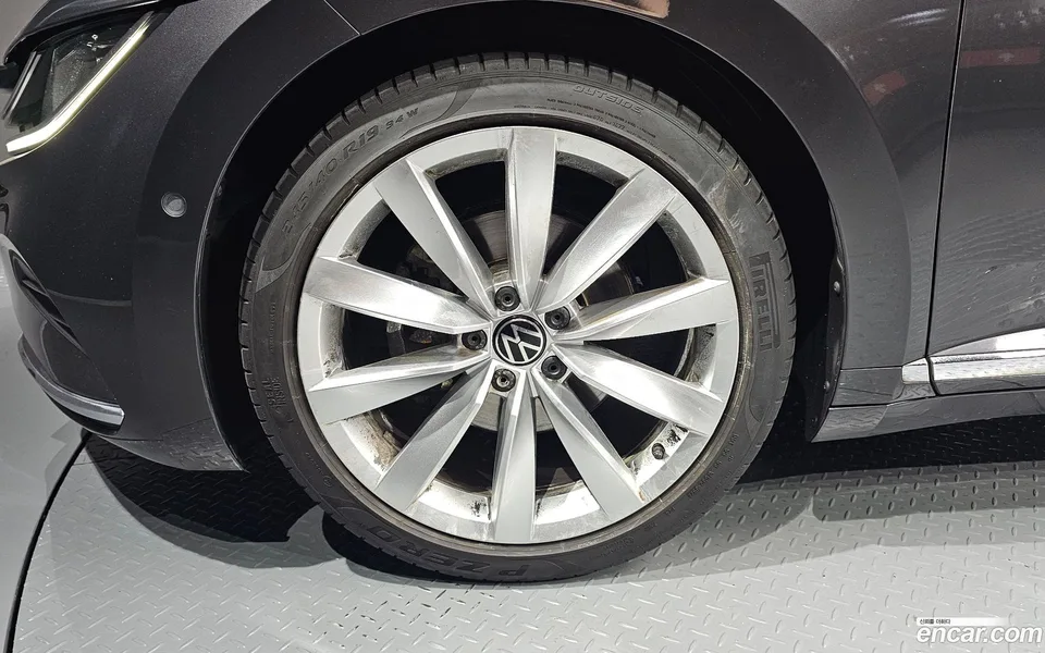 Volkswagen Arteon 2.0 TDI 2023 — thumbnail 5
