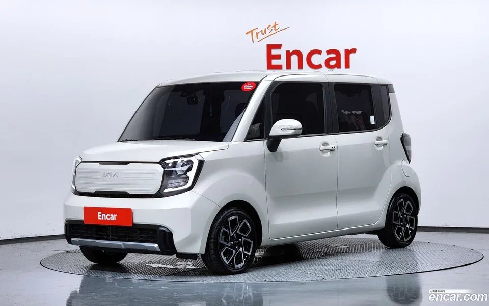Kia Ray 2023 — photo 1, buy with delivery to Moscow