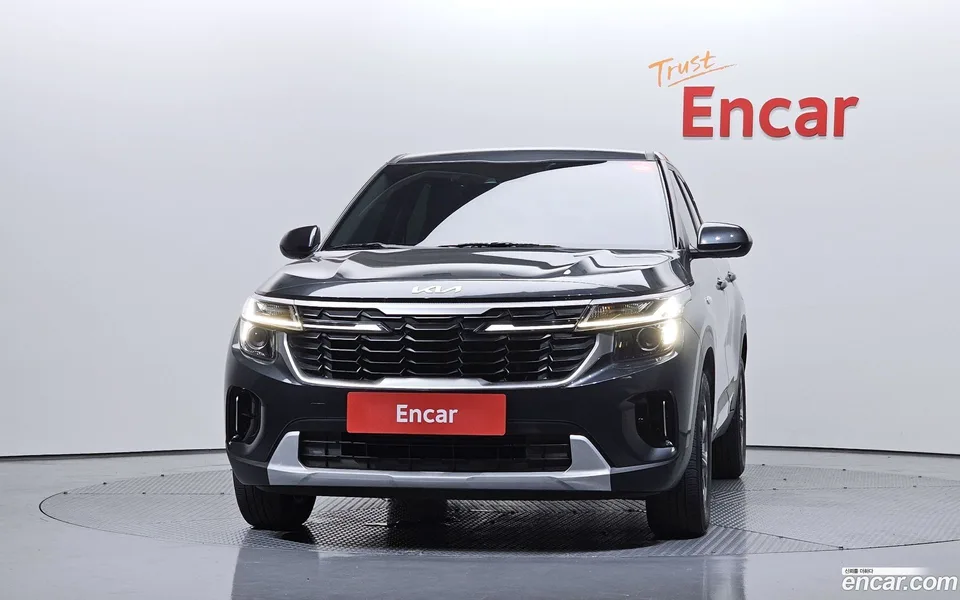 Kia Seltos 1.6 2WD 2023 — thumbnail 3