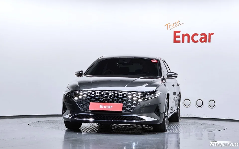 Hyundai Grandeur IG 3.3 2022 — thumbnail 3